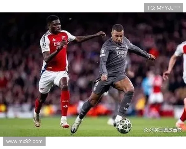 曝皇马误诊姆巴佩膝伤不该硬上 曝皇马误诊姆巴佩膝伤不该硬上